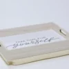 BANDEJA DESAYUNO CON ALMOHADA BLANCO ENVEJECIDO 40X30X10CM