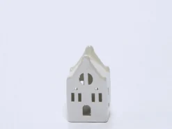 CASA PORCELANA CON LED 10CM BLANCA C