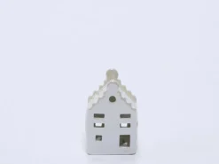 CASA PORCELANA CON LED 10CM BLANCA A