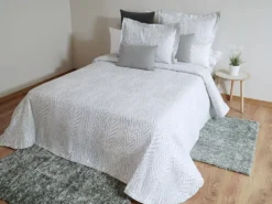 COLCHA ZEBRA GRIS