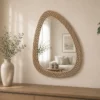 ESPEJO BORDE RATTAN TRIANGULAR 49X65