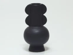 FLORERO KERES 13.5X24.5 NEGRO