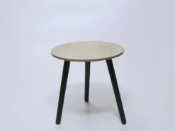 MESA AUXILIAR REDONDA 39CM MADERA PATA NEGRA