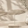 PEZ BLANCO MADERA 36CM DECORATIVO