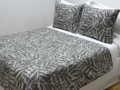 PLAID GRIS HOJAS OTOÑO 130X190