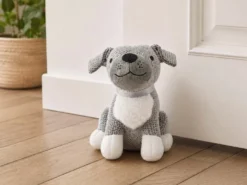 SOPORTE PUERTA PERRO 26CM ALTO GRIS